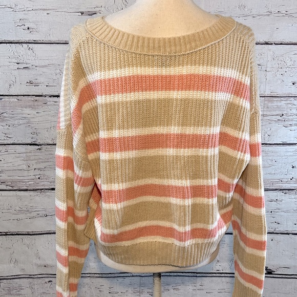 WILD FABLE Sweater Cropped V Neck Tan/Peach/White Stripes-Large - Picture 2 of 2
